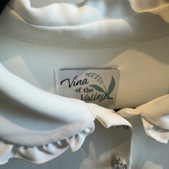 Vina of the Valley Blouse - Picture 3 of 7